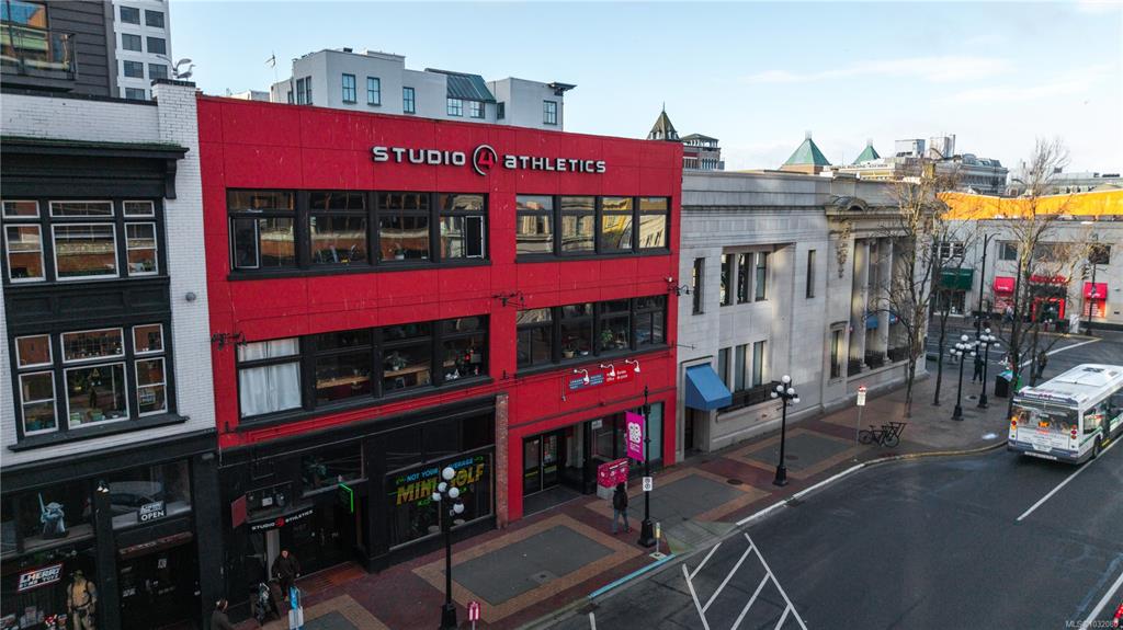 Second View of 709 Yates St, Victoria, BC, V8W 1L6