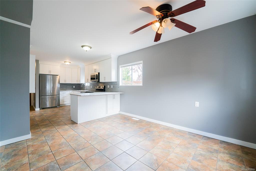 Third View of 100 Ashlar Ave, Nanaimo, BC, V9R 3P4