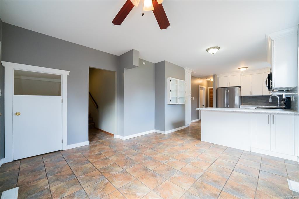 Fourth View of 100 Ashlar Ave, Nanaimo, BC, V9R 3P4