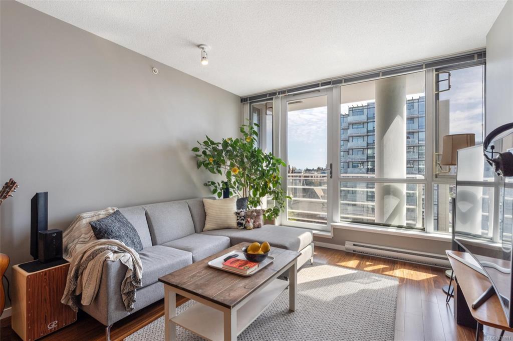 Fourth View of 834 Johnson St, The 834, Victoria, BC, V8W 1N3