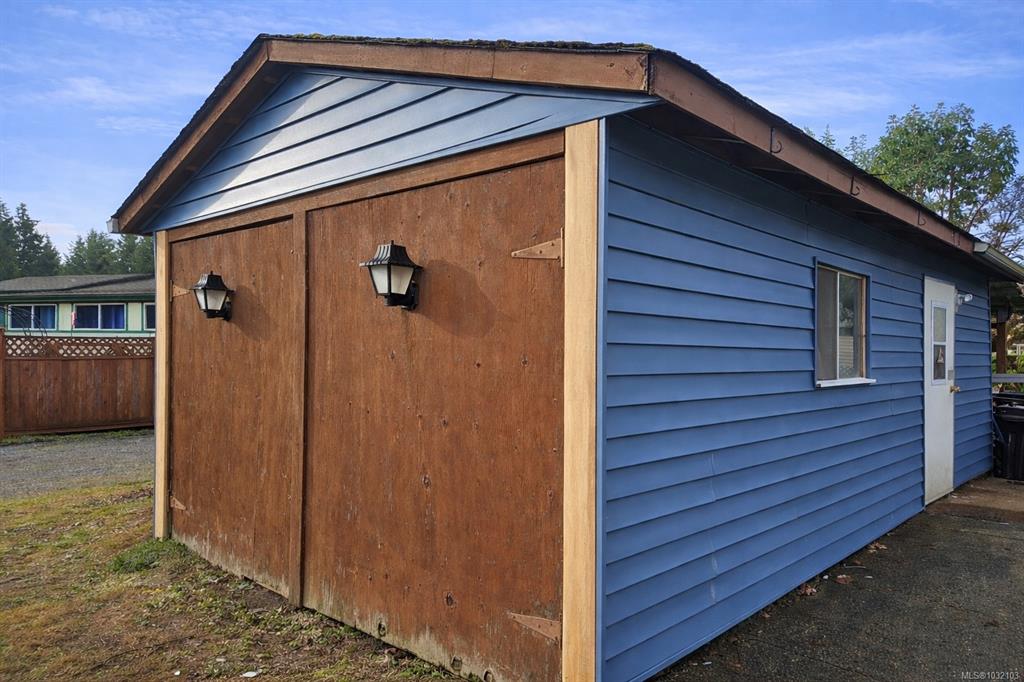 Third View of 1572 Seabird Rd, Cassidy, BC, V9G 1L3