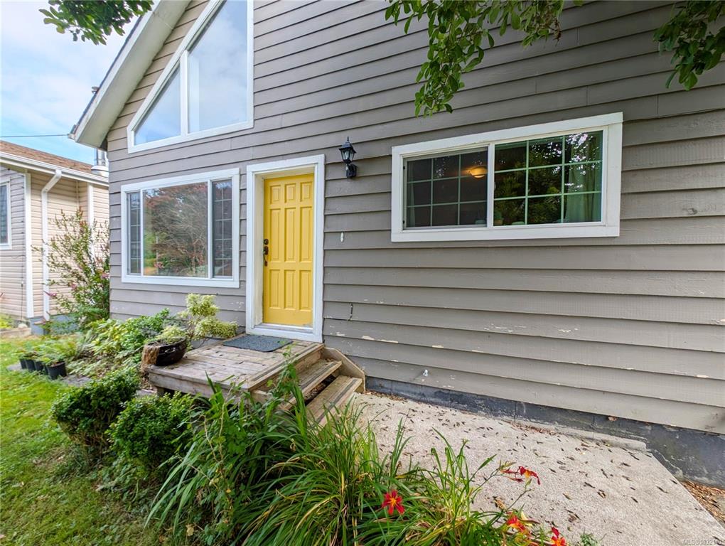 Third View of 9513 Scott St, Port Hardy, BC, V0N 2P0