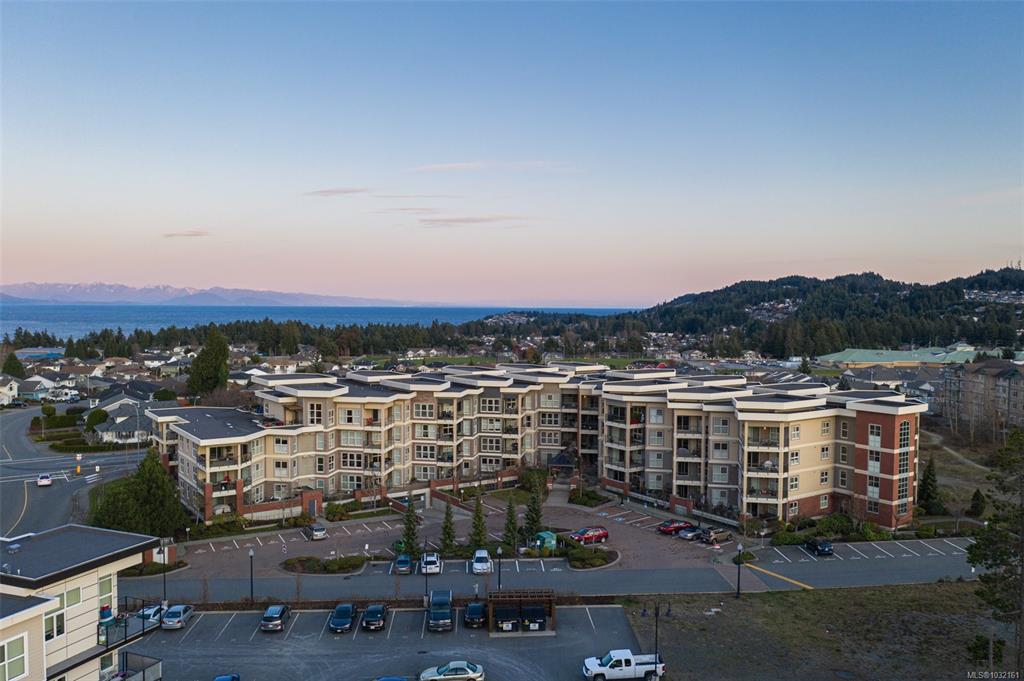 6310 Mcrobb Ave, 1032161, BC,