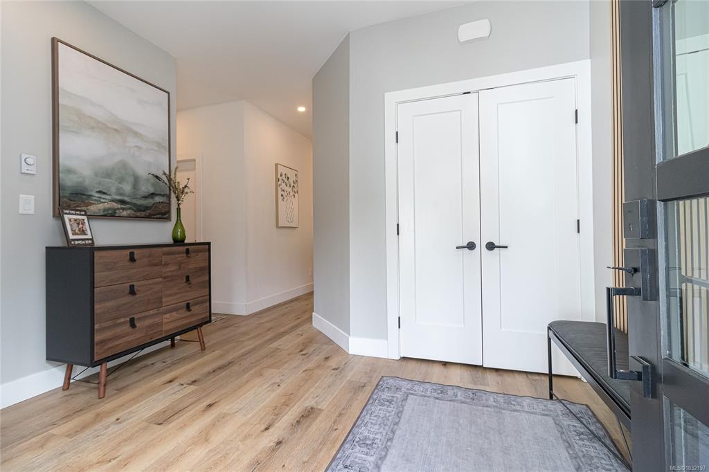 Fifth View of 2967 Irwin Rd, Langford, BC, V9B 5Y6