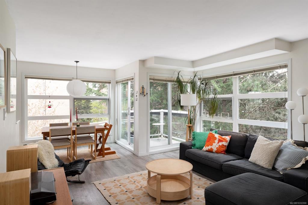 Third View of 853 North Park St, Victoria, BC, V8W 1S9