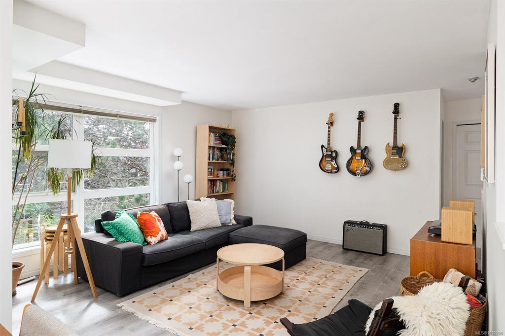 Fourth View of 853 North Park St, Victoria, BC, V8W 1S9