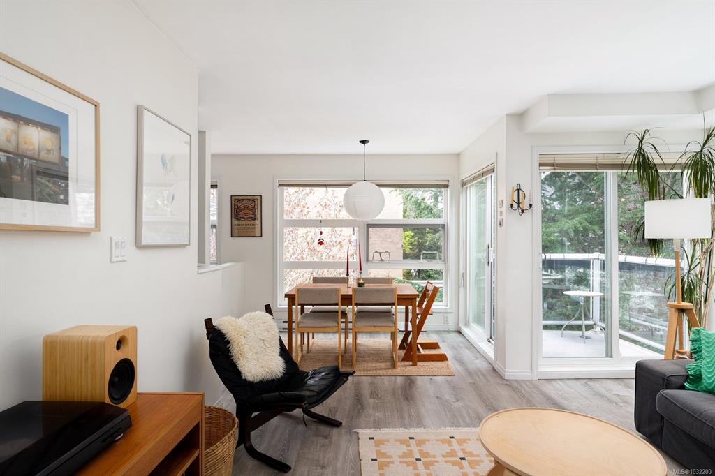 Fifth View of 853 North Park St, Victoria, BC, V8W 1S9