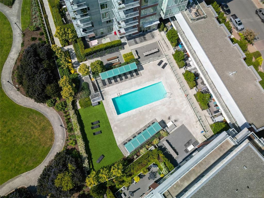 Second View of 70 Saghalie Rd, Victoria, BC, V9A 0G9