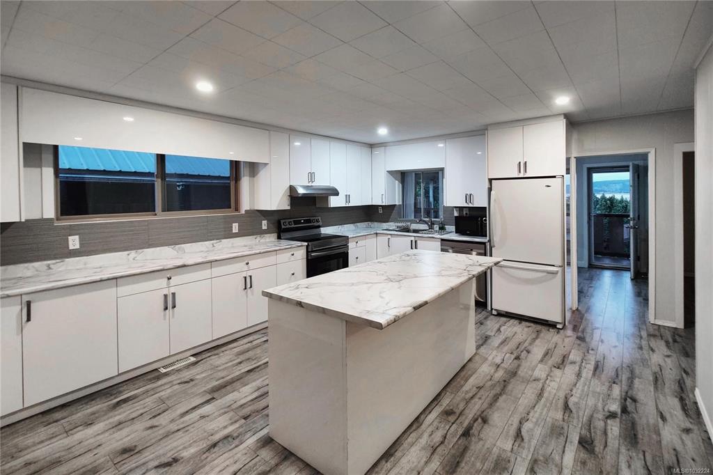 Fifth View of 18 Gillespie St S, Nanaimo, BC, V9R 4Y3