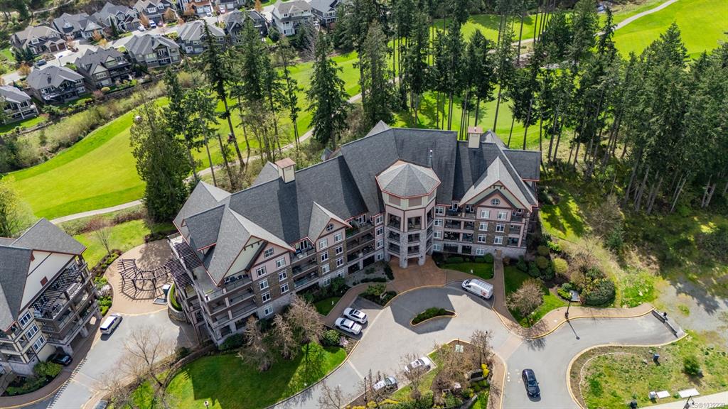 1395 Bear Mountain Pkwy, 1032229, BC,