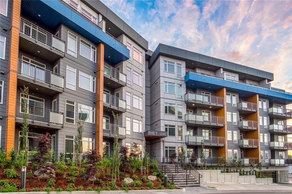 6540 Metral Dr, 1032249, BC,