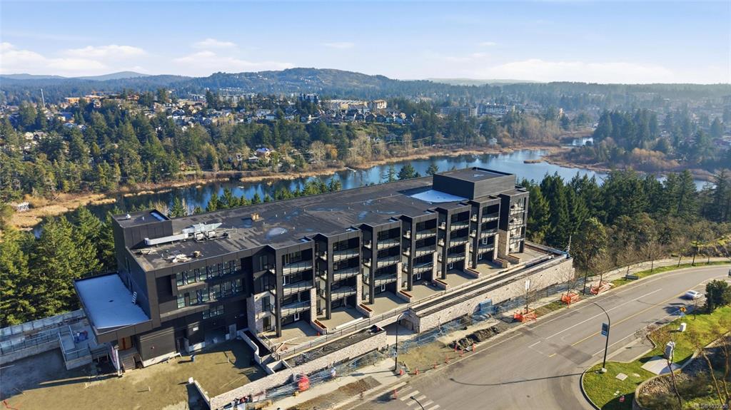 2341 Bear Mountain Pkwy, 1032308, BC,