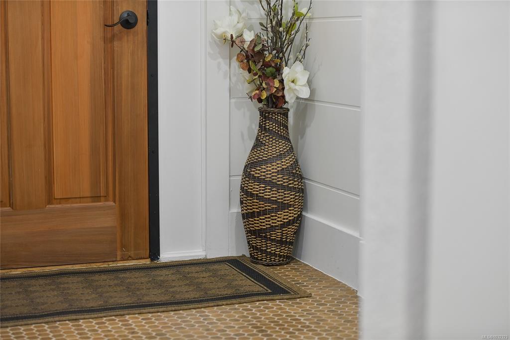 Fourth View of 3528 Richmond Rd, Saanich, BC, V8P 4P8