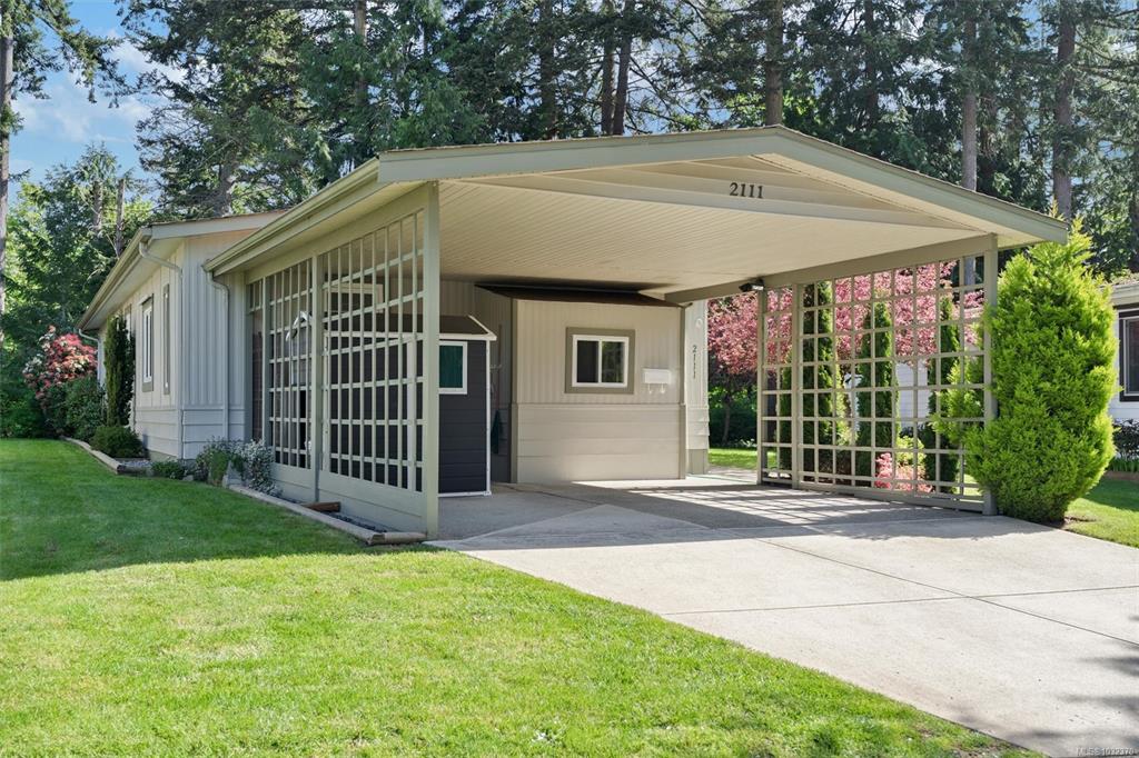 2111 Summergate Blvd, 1032370, BC,