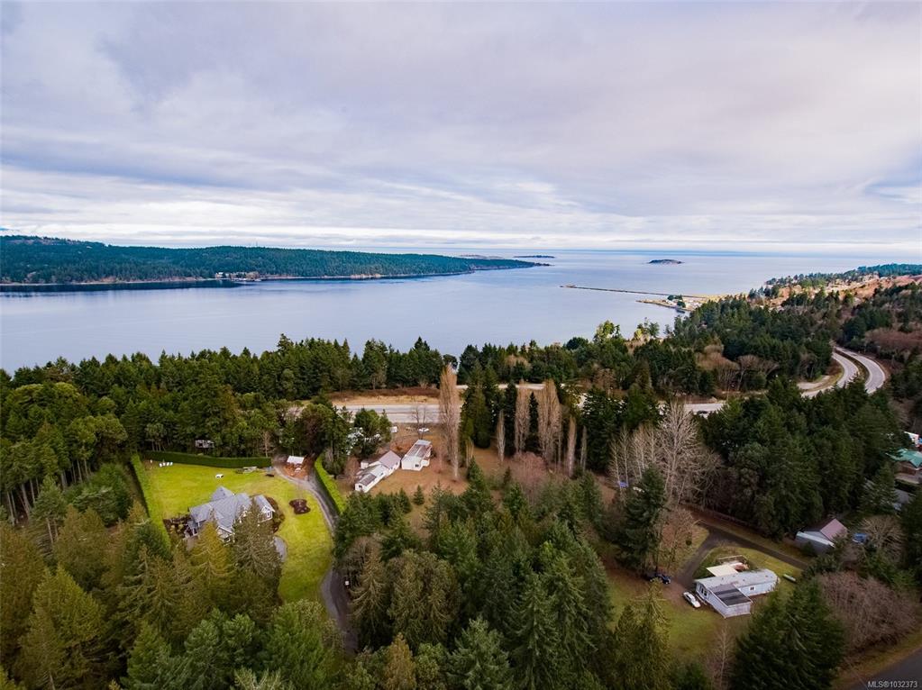8439 Lisa Lane, 1032373, BC,