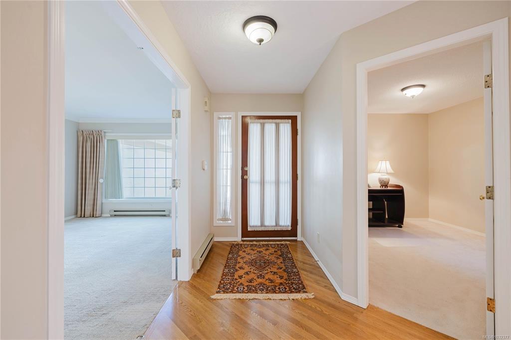 Third View of 901 Kentwood Lane, Falcon Ridge Estates, Saanich, BC, V8Y 2Y5