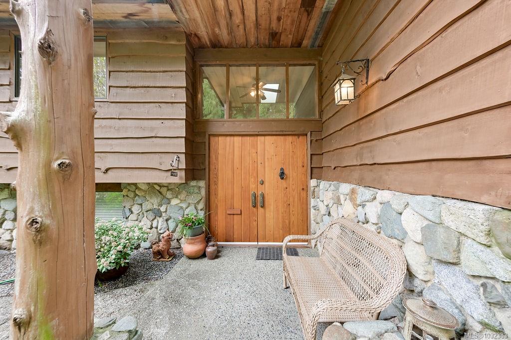 Fourth View of 9236 Pinetree Rd, North Saanich, BC, V8L 3W2