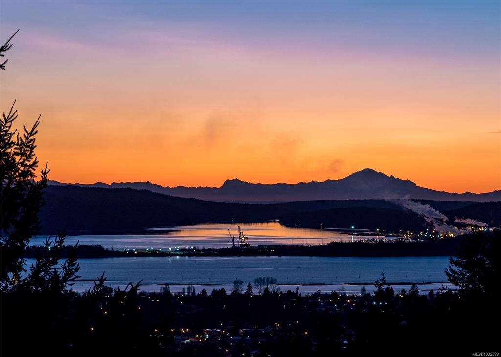 1214 College Dr, 1032399, BC,