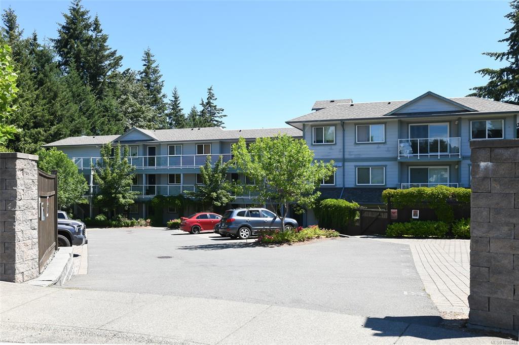 840 Shamrock Pl, 1032443, BC,