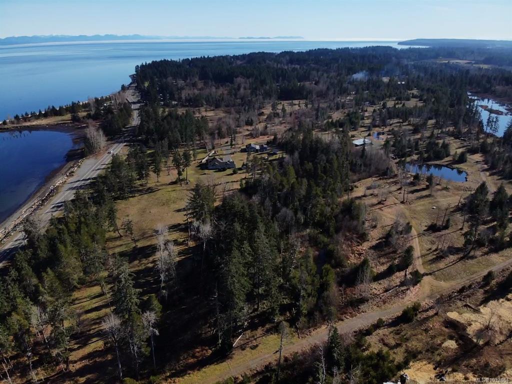 Third View of 4275 Island Hwy S, Campbell River, BC, V9H 1B7
