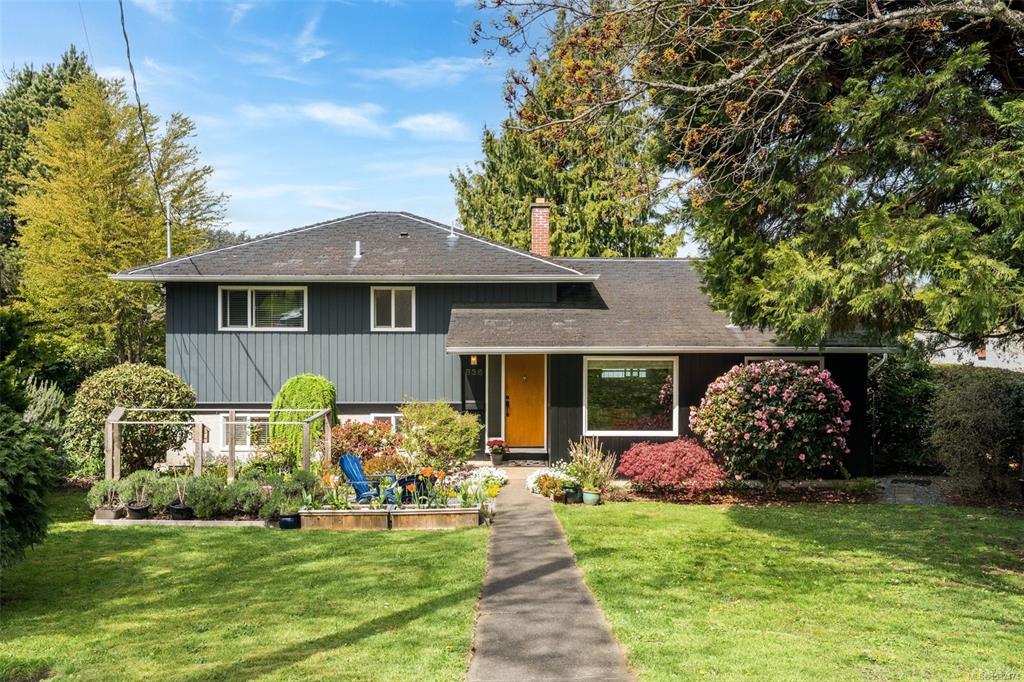 836 Elrick Pl, 1032474, BC,