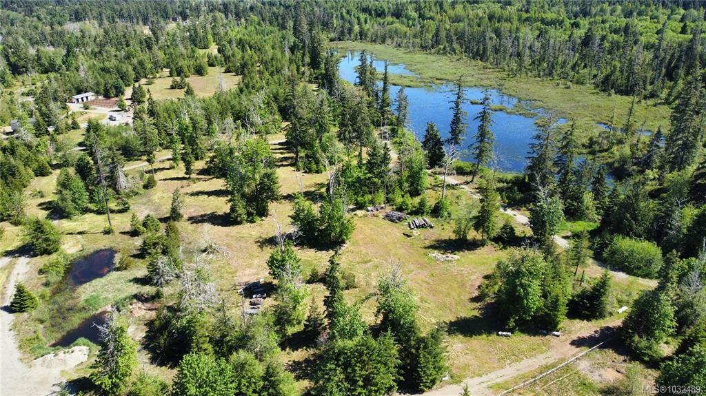Fifth View of 4275 Island Hwy S, Campbell River, BC, V9H 1B7
