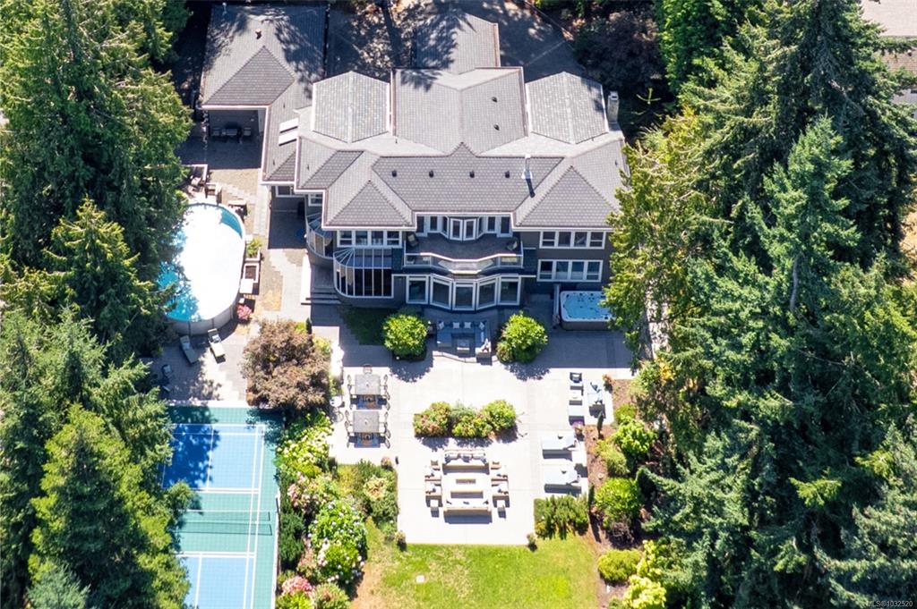 1895 Widgeon Rd, 1032520, BC,