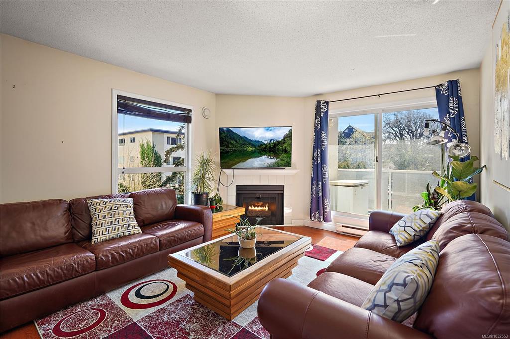 Fourth View of 2529 Wark St, Victoria, BC, V8T 4G7