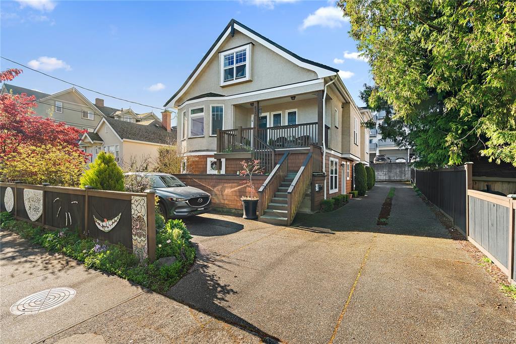 Fourth View of 833 Princess Ave, Victoria, BC, V8T 1K7