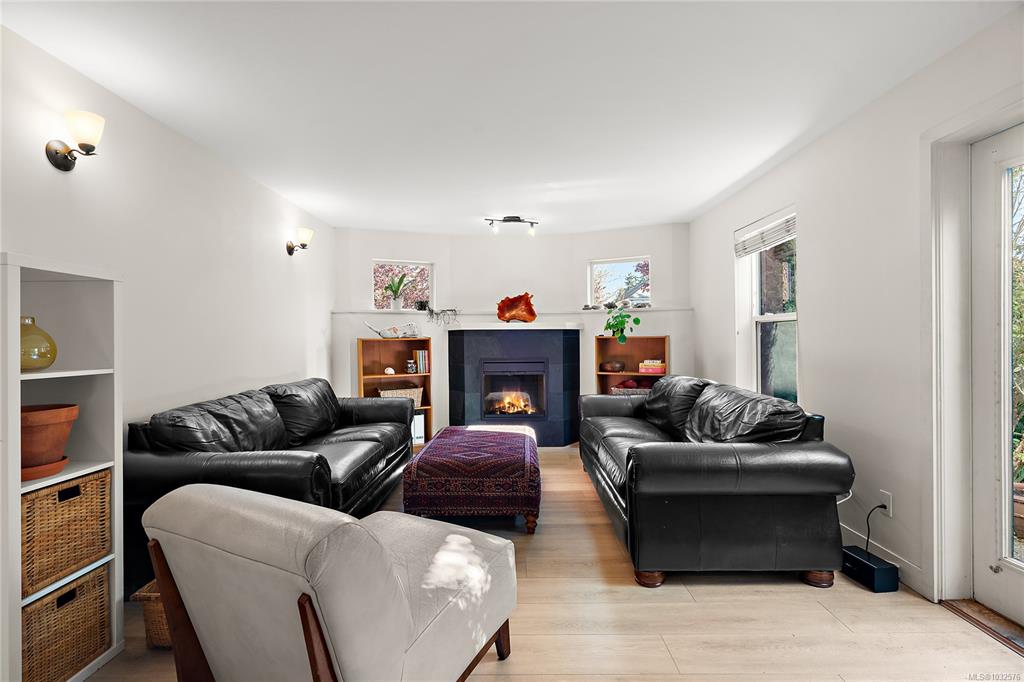 Fifth View of 833 Princess Ave, Victoria, BC, V8T 1K7