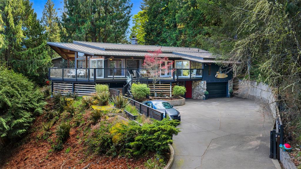 6156 Genoa Bay Rd, 1032580, BC,