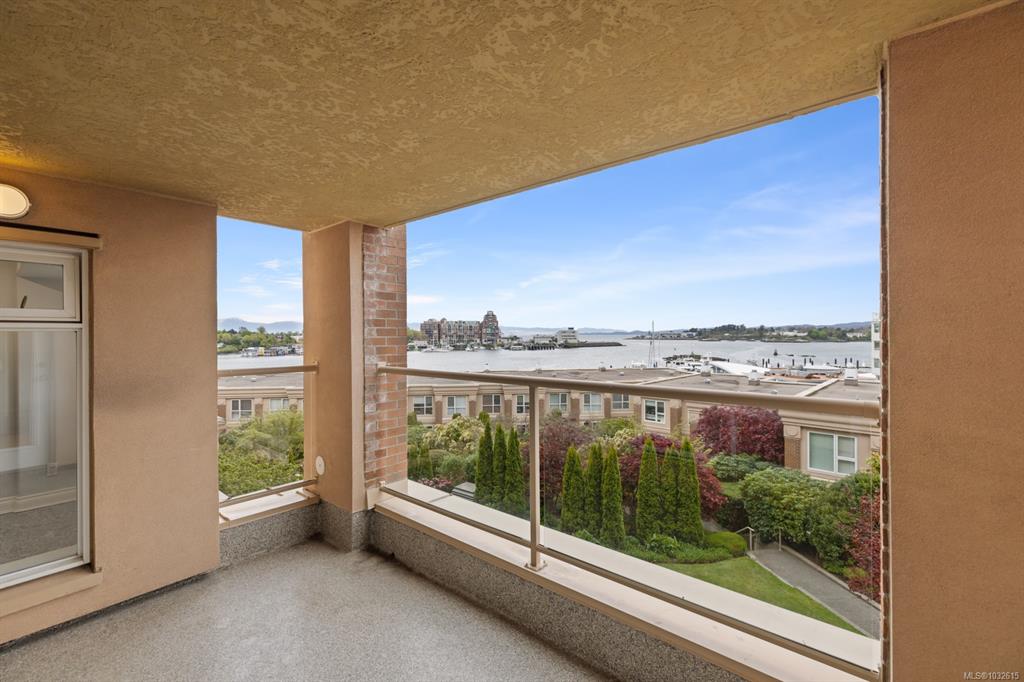 Second View of 75 Songhees Rd, Victoria, BC, V9A 7M5