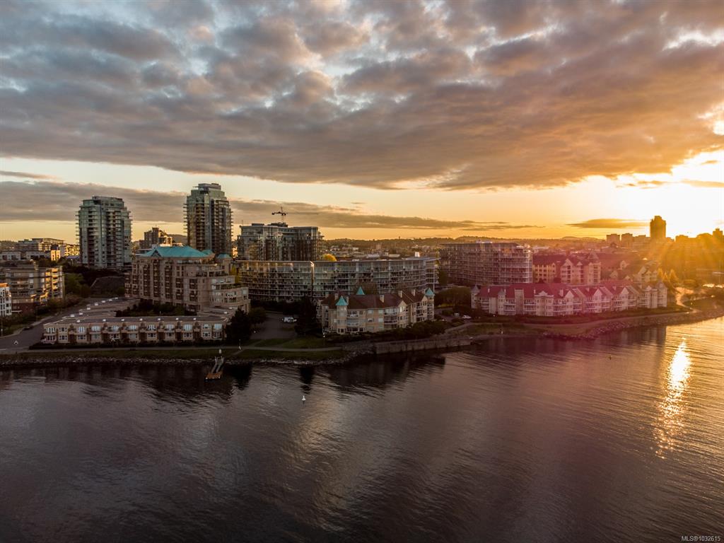 Third View of 75 Songhees Rd, Victoria, BC, V9A 7M5