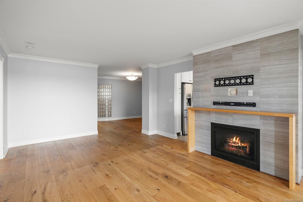 Fifth View of 75 Songhees Rd, Victoria, BC, V9A 7M5