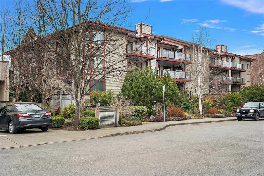 Fourth View of 420 Parry St, Victoria, BC, V8V 2H7