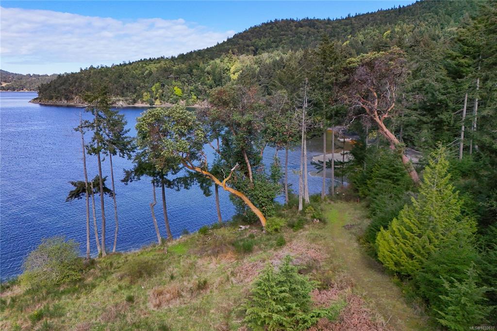 Third View of 122 Narrows West Rd, Salt Spring, BC, V8K 0A3