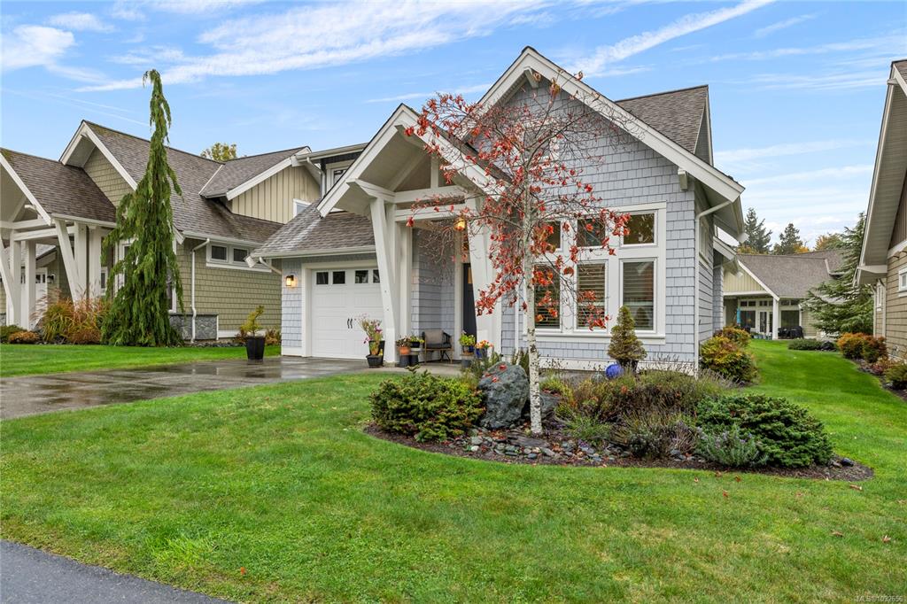 5251 Island Hwy W, 1032656, BC,