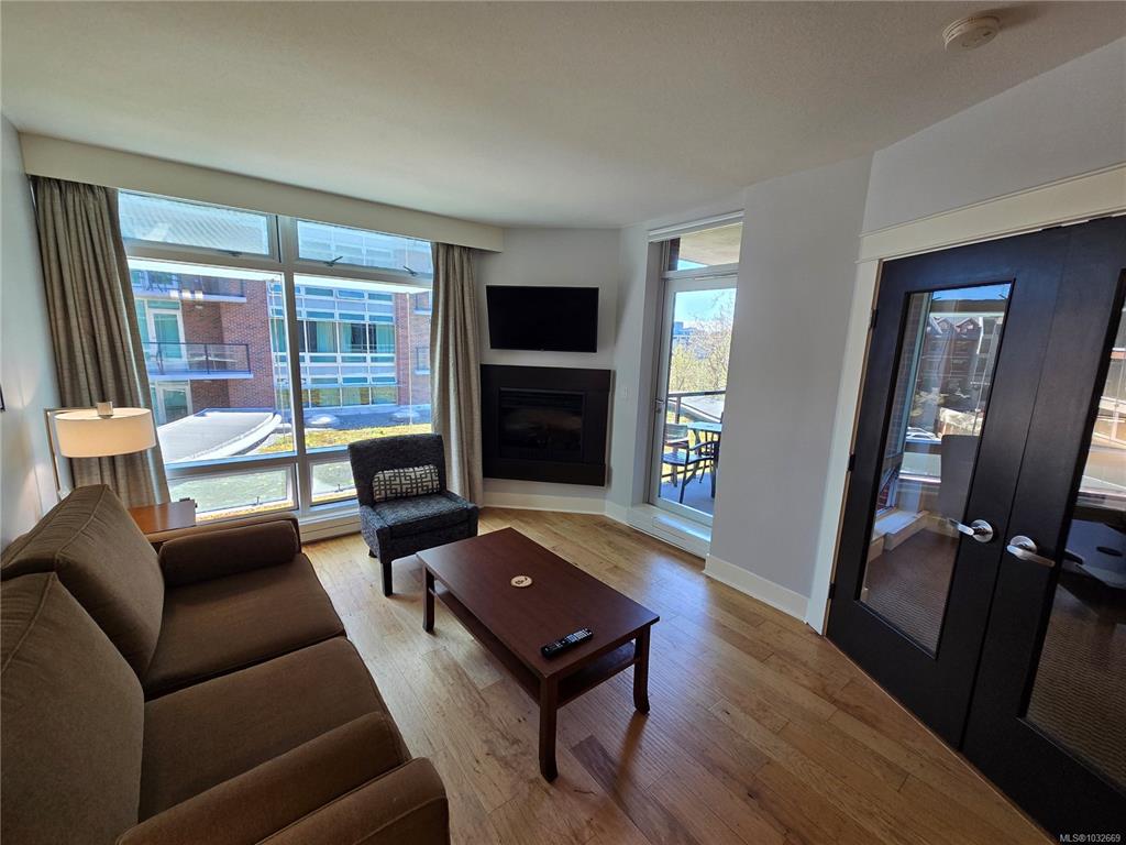 Third View of 810 Humboldt St, Victoria, BC, V8V 5B1