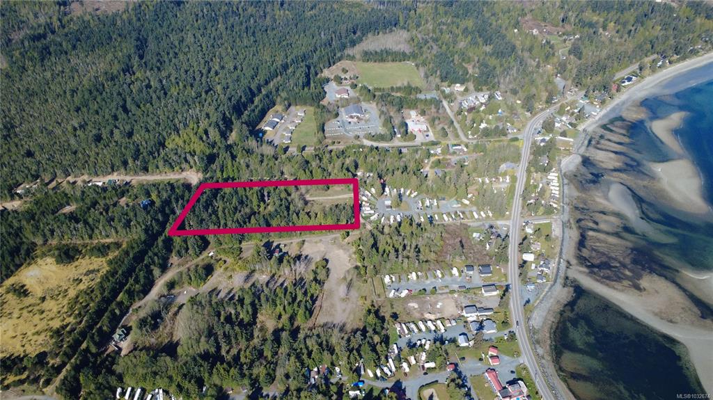 Fourth View of 6050 Island Hwy, Qualicum Beach, BC, V9K 2E1