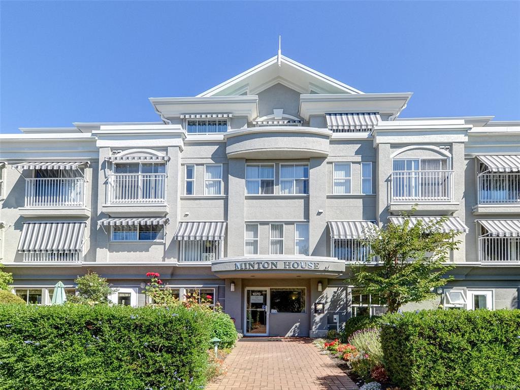 Second View of 1070 Southgate St, Minton House, Victoria, BC, V8V 2Z2