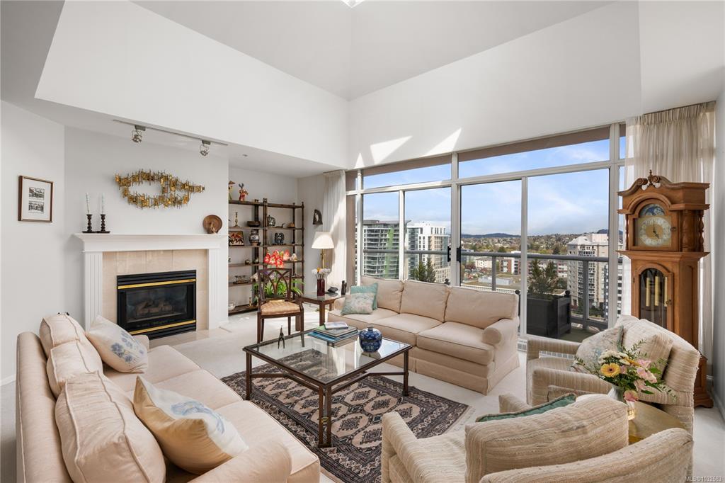 Fourth View of 1020 View St, Victoria, BC, V8V 4Y4