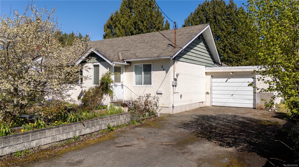 645 Dobson Rd, 1032705, BC,