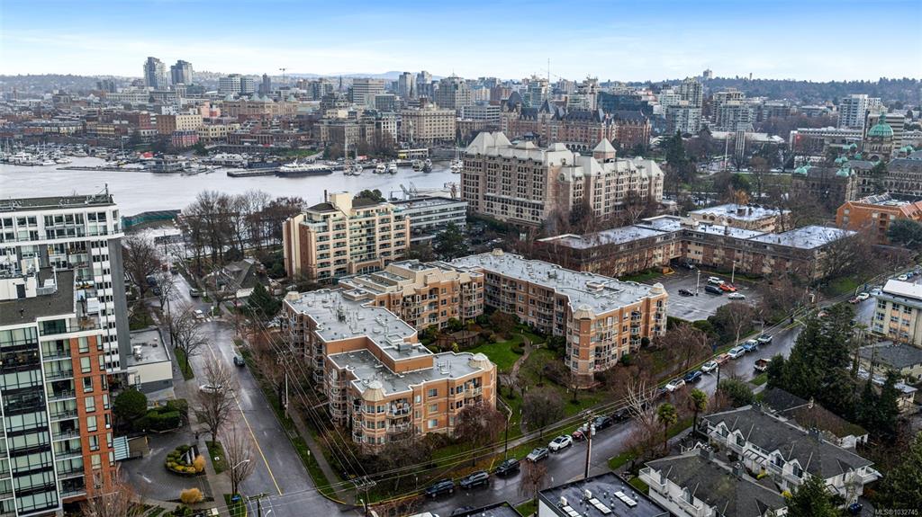 Third View of 405 Quebec St, Polo Pacific, Victoria, BC, V8V 4Z2