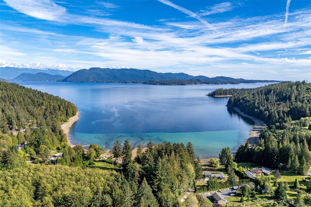 12683 Highway 101 Hwy, 1032748, BC,