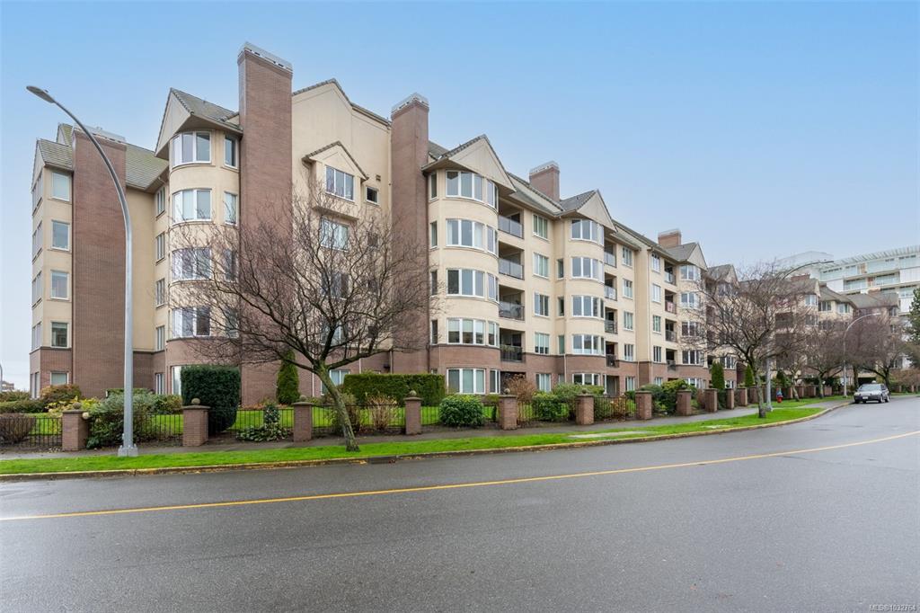 Third View of 50 Songhees Rd, Songhees Point, Victoria, BC, V9A 7J4