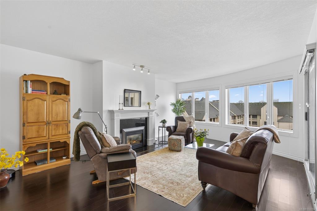 Fourth View of 50 Songhees Rd, Songhees Point, Victoria, BC, V9A 7J4