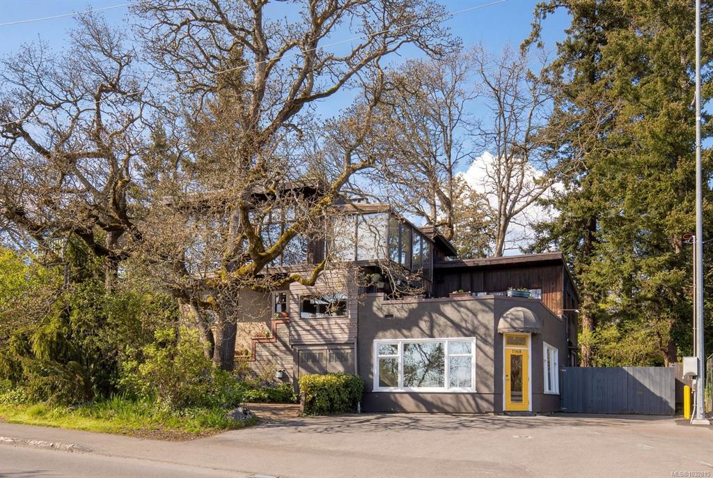 1168 Burnside Rd W, 1032815, BC,