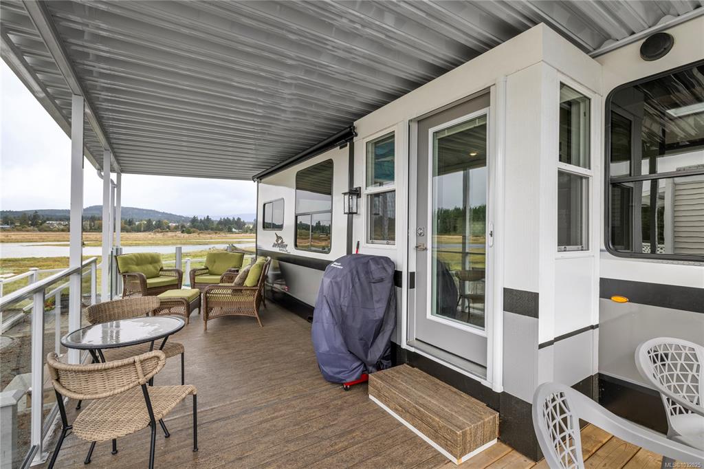 Third View of 200 Corfield St, Parksville, BC, V9P 2H5