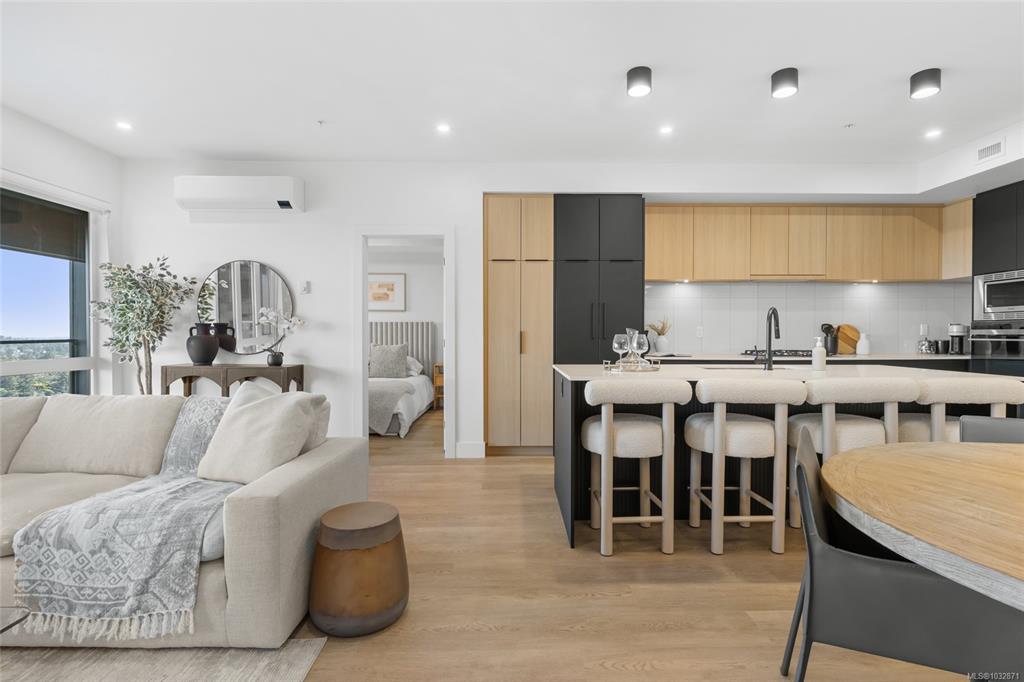 2341 Bear Mountain Pkwy, 1032871, BC,