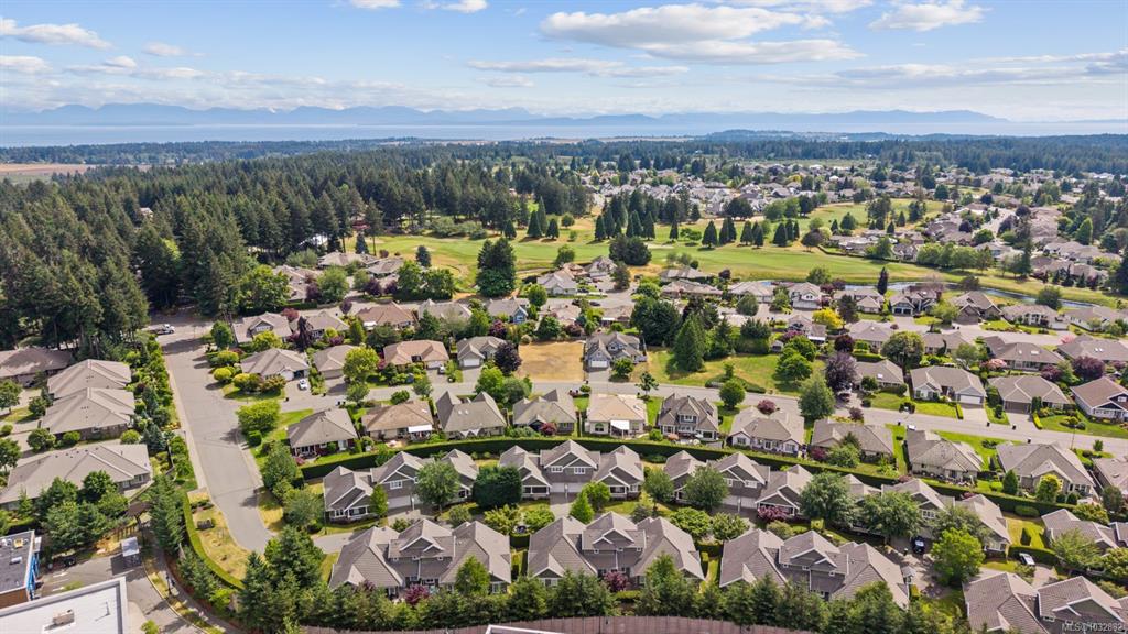 Third View of 2727 Bristol Way, Somerset Lane, Courtenay, BC, V9N 3R4